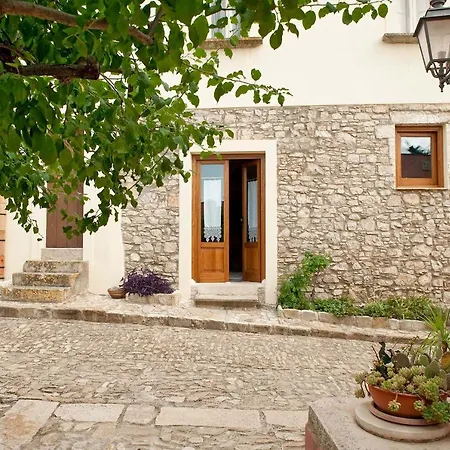 Baglio Maranzano - Titi Holiday home *
